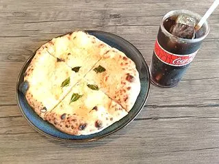 【新店】気楽にサクッといけるピッツァラン…