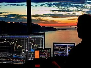 10月26日の上がりそうな注目の株銘柄