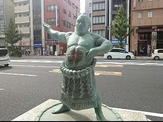 知っていますか！ お相撲さんが横綱になる…