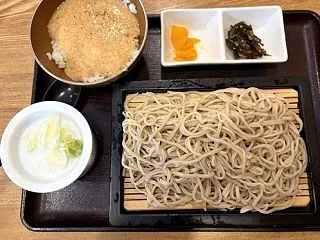 手打ちそばと酒菜 深川 萬寿庵〈江東区富…