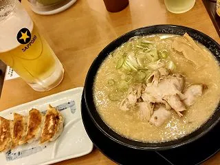 【10.25 日記】餃子とラーメンと生中…