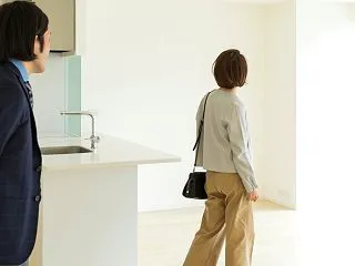 50代一人暮らしの部屋探し。賃貸サイトを…