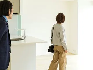 50代一人暮らしの部屋探し。賃貸サイトを…