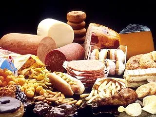 超加工食品の摂取と脳血管障害のリスク：カ…