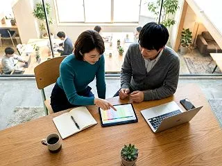 安いWebデザインスクールで転職できる？…