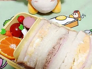 中学生イ弁当 と 注射日を変更