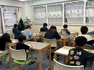 漢検の団体受検を学習室で実施しました。