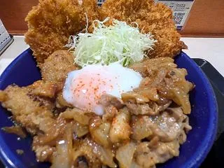【大盛り無料】ニンニク増し増し！阿佐ヶ谷…
