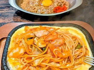 ポエムカレーセット＆鉄板ナポリタンセット…