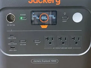 【備蓄と対策】サイバー攻撃、自然災害に備…