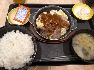 ジンギスカン定食と腰の痛み