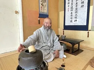 日本の抹茶が世界的ブーム、供給不足に韓国…
