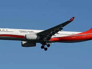Airbus A330-343X B-6…
