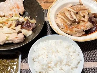 今夜も豚肉と鶏肉の対決だぁ#本日のおうち…