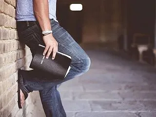 悪かった、俺もカウンセリングに一緒に行く…