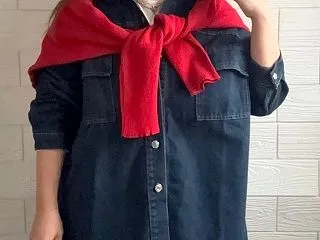 探し回って見つけたデニムシャツジャケット…