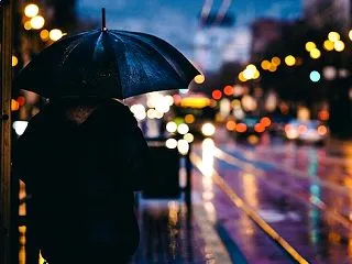 集中力が雨の時に上がる理由！勉強や作業に…