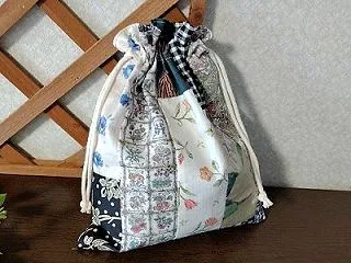 リバティパッチワークの巾着