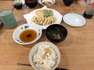 素朴