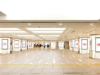 【丸の内ジャック】街全体が広告・体験フィ…