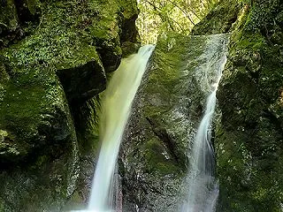 牛鬼滝(安川)