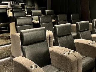 銀座にオープン！映画館にいってきました