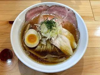 麺屋 粋 / 綺麗に整えられたザ・バラン…