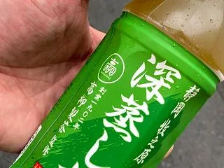 優しい世界で飲みたい伊右衛門のような何か