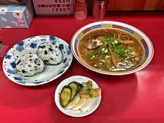 中華そば へんこつ 宇宙一美味しい糠漬の…