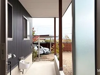 風除室とカーポート