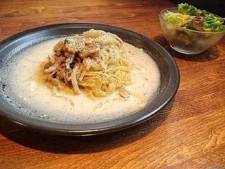 自家製麺のモチモチ生パスタランチ『三種の…