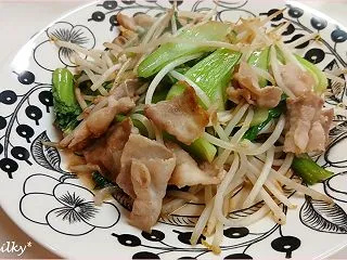 小松菜が安くなってる！