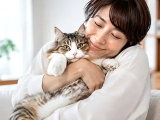 いつかヒトの病院で、犬や猫が「処方」され…