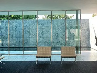 ミース・ファン・デル・ローエ記念館（バル…