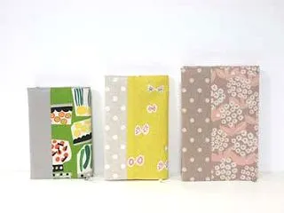 お菓子完売とブックカバー