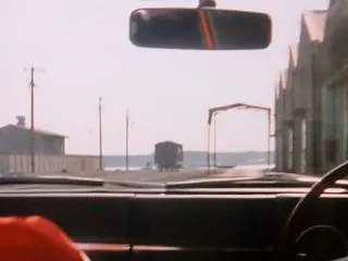 ヘドラが出た港湾の線路と貨車を発見！？