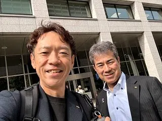 国土交通省へ