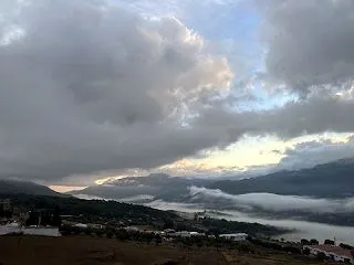 10月20日(火) いつも通る山道で落石…