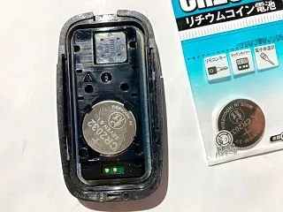 DAIHATSU TANTO 電池交換！