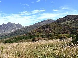 牧の戸峠の紅葉