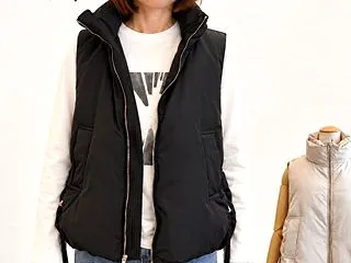 とっても軽いダウンベスト