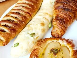 ボンヴィボン青葉台店（ベーカリー）に行っ…