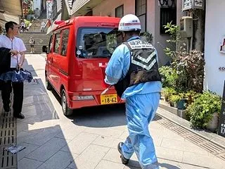 江ノ島で見かけた小さな救急車｜島で人の命…