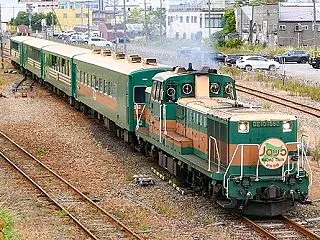 腐りきった撮り鉄の実態、「くしろ湿原ノロ…