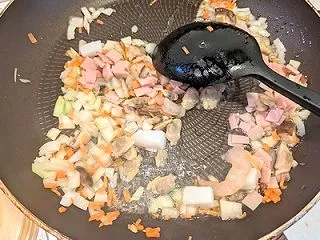 「こんにゃくナシゴレン」と「野菜スープ」