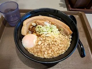 名代富士そば ほろほろ肉そば 温泉玉子