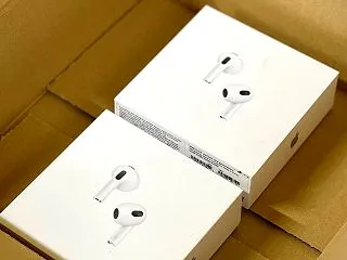 ＼ 海外転送 ／ AirPods エアー…