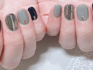 ネイビーミラーシンプルデザイン