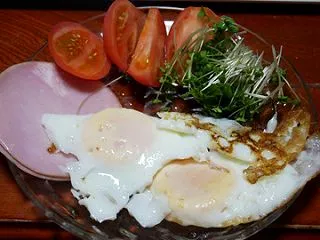朝食