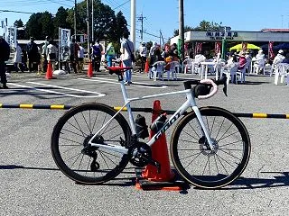 ロードバイク、楽に速くなりたいです(＾ω…